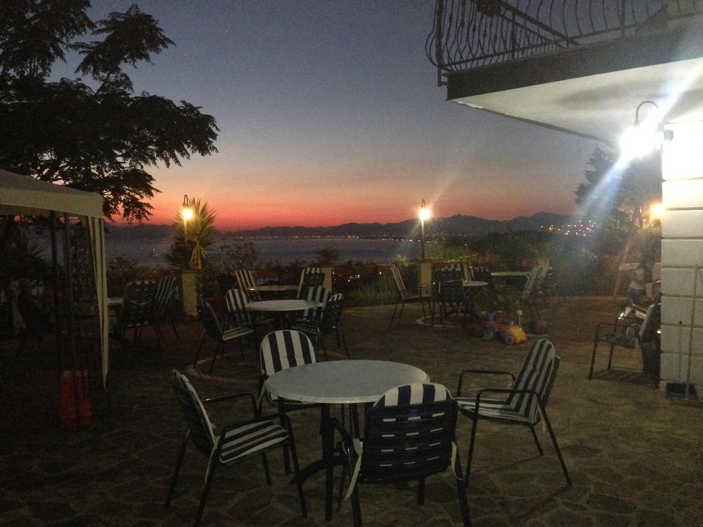 Villa Malandrino Guest House อากรอโปลี ภายนอก รูปภาพ