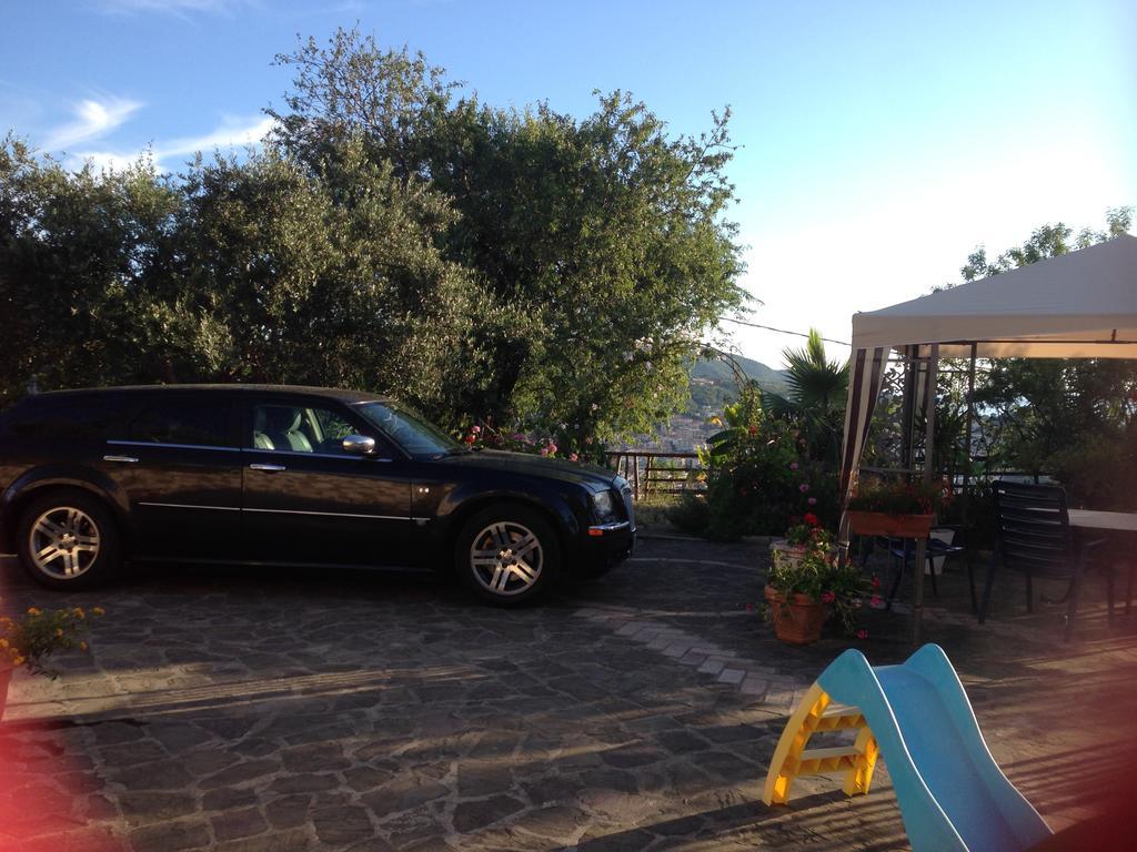 Villa Malandrino Guest House อากรอโปลี ภายนอก รูปภาพ